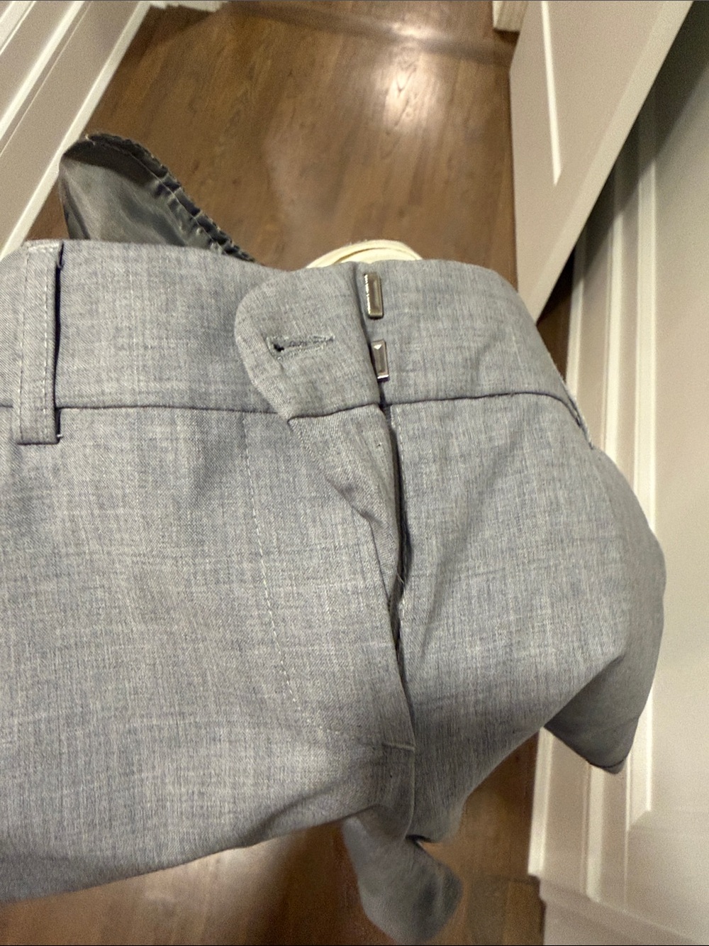 Theory Women's Light Gray Dress Trousers - Picture 4 of 4
